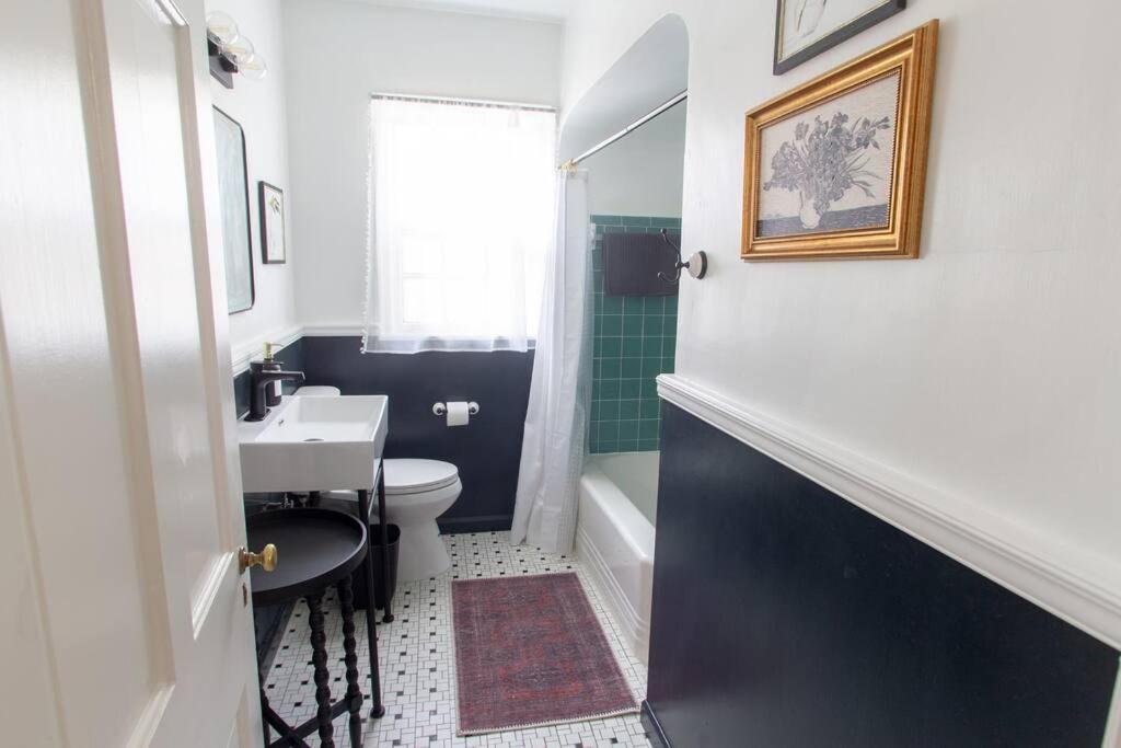J Birds' Cottage Midtown Мемфіс Екстер'єр фото